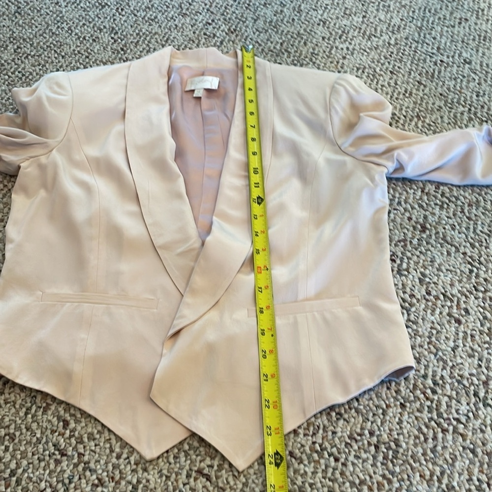 Rieley Elegant Pale Peach Women's Blazer. EUC - Picture 8 of 9